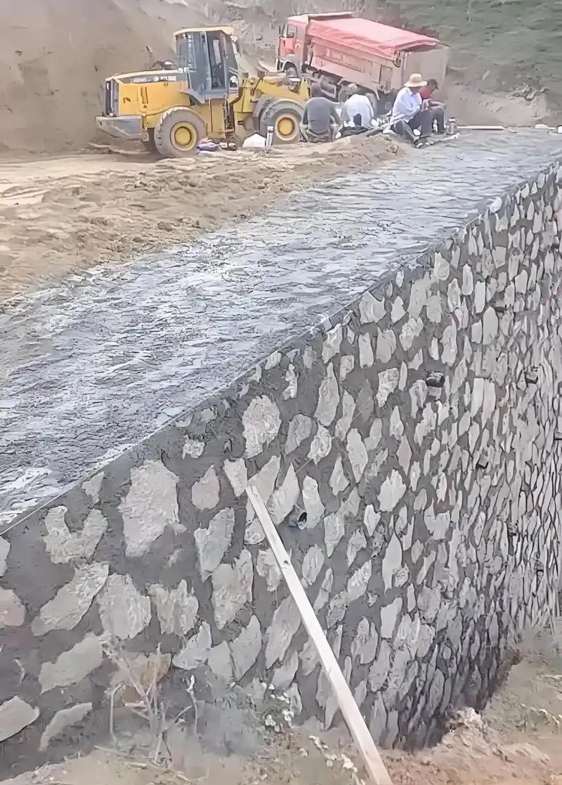 开封南关区边坡加固